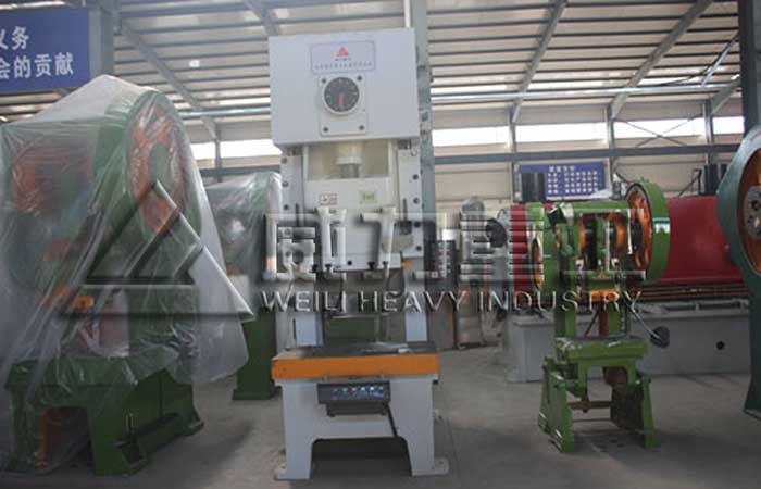 315噸精密氣動沖床JF21-315T 315噸精密氣動沖床JF21-315T